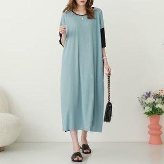 Contrast-panel Pleated Long Dress