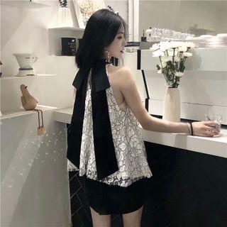 Sleeveless Lace Ribbon Top