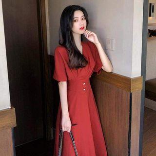 Short-sleeve Crisscross Tie-waist Plain Dress