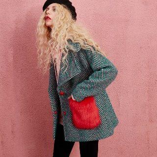 Notched-lapel Pocket-accent Buttoned Coat
