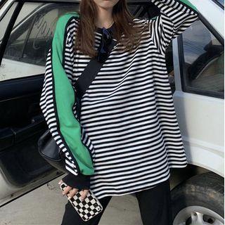 Paneled Striped Sweatshirt White - One Size