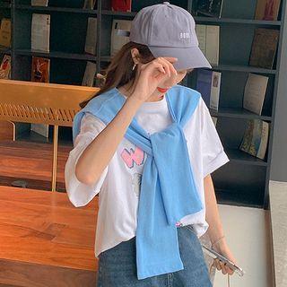Set: Short-sleeve Cartoon Print T-shirt + Shawl