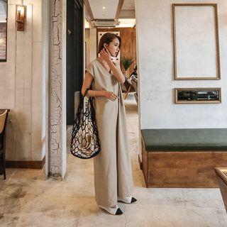 V-neck Pocket-detail Jumpsuit