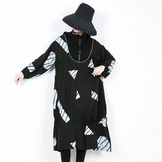 Print Long-sleeve Half Zip Dress Black - One Size