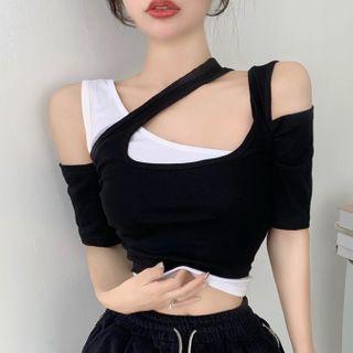 Short-sleeve Mock Two Piece T-shirt Black - One Size