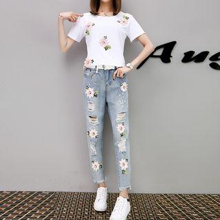 Set : Embroidered Short-sleeve T-shirt + Jeans