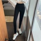 Straight Leg Plain Legging