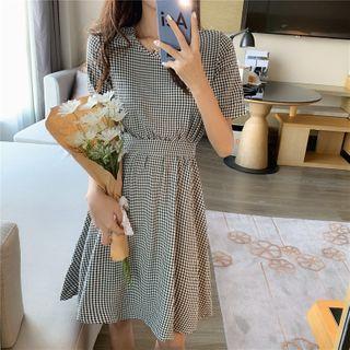 Short-sleeve Plaid Dress Black & White - One Size