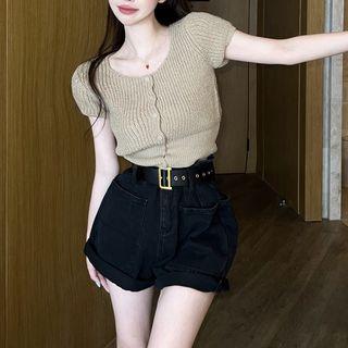 Plain Slim-fit Button Knit Top / Plain Pocket Shorts With Belt