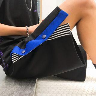 Button Side-slit Shorts