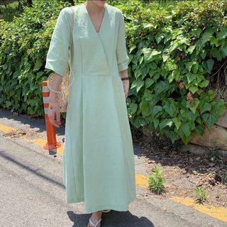 V-neck Elbow-sleeve Midi A-line Dress Green - One Size
