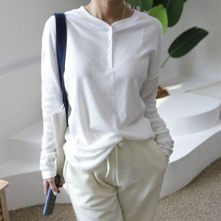 Round-neck Dip-back Henley
