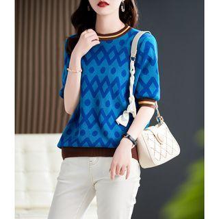 Short-sleeve Geometric Print Knit Top