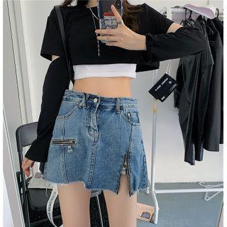 Set: Cutout Long-sleeve Cropped T-shirt + Camisole Top