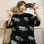 Shark Patterned Short-sleeve Round Neck T-shirt