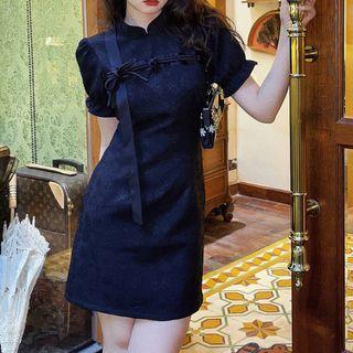 Short-sleeve Qipao (various Designs)