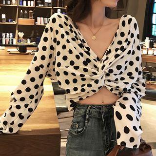 V-neck Dotted Long-sleeve Top / Distressed Skinny Jeans