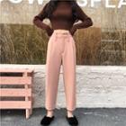 Long-sleeve Dip Back Knit Top / Cropped Tapered Pants