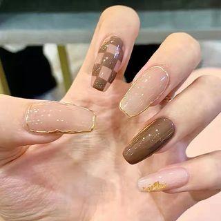 Checker Pointed Faux Nail Tips