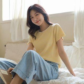 Contrast-trim Ribbed Stripe T-shirt