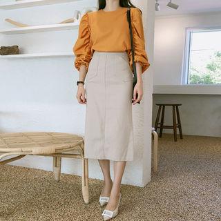 Pocket-detail Slit-back Skirt