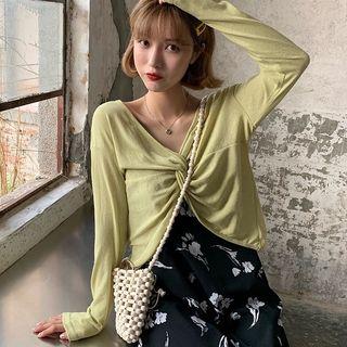Twisted Long Sleeve Cropped Top