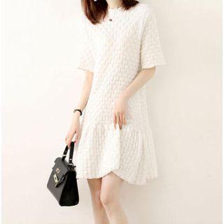 Short Sleeve Mock Neck Pattern A-line Dress