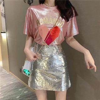 Short-sleeve Heart Print T-shirt / Mini Sequined Sheath Skirt