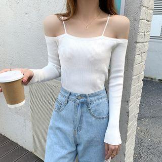 Long-sleeve Cold-shoulder Slim-fit Knit Top