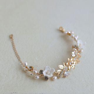 Flower Freshwater Pearl Wedding Bracelet White & Gold - One Size