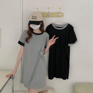 Short-sleeve Contrast Trim Twist Mini T-shirt Dress