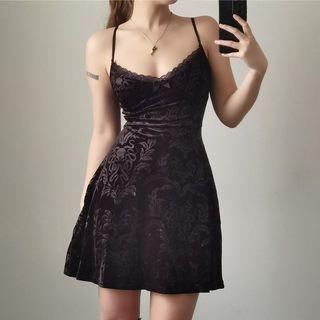 V-neck Velvet Jacquard Slim-fit Sleeveless Dress