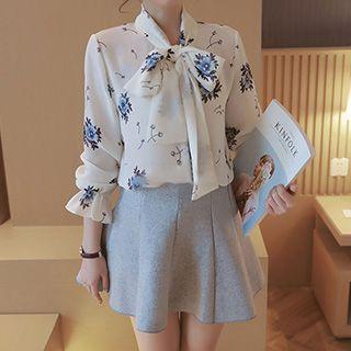 Floral Print Tie-neck Chiffon Blouse