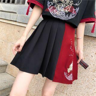 Two-tone Pleated Mini A-line Skirt