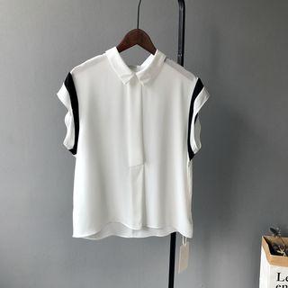 Sleeveless Contrast-trim Blouse