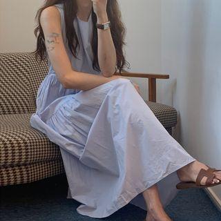 Sleeveless Oversized Tiered Dress