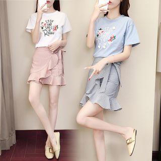 Set: Printed Short-sleeve T-shirt + Ruffle Hem A-line Skirt
