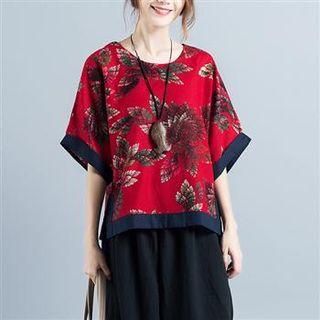 3/4-sleeve Contrast Hem Printed Top