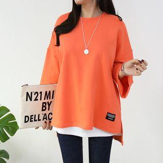 Dip-back Letter Patch T-shirt