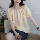 Puff-sleeve Floral Blouse Beige Yellow - One Size