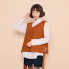 V-neck Slit-side Knit Vest