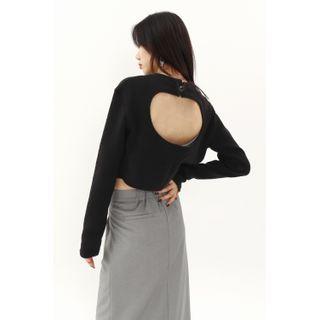 Cutout-back Crop Top Black - One Size