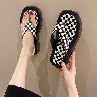Pattern Platform Flip-flops