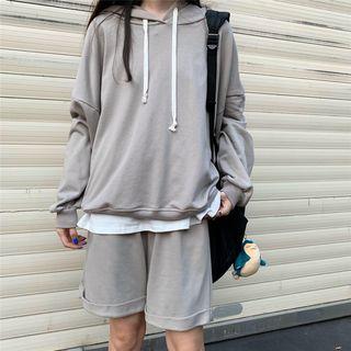 Set: Oversize Hoodie + Wide-leg Shorts