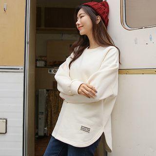 Letter-tag Round-hem Pullover