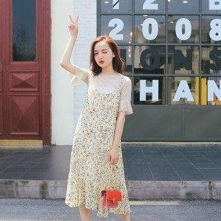 Set: Ruffle Sleeve Top + Floral Spaghetti Strap Dress