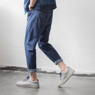 Contrast Stitching Straight-fit Jeans