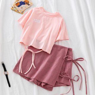 Short-sleeve Letter Print T-shirt / Plaid Mini Skort