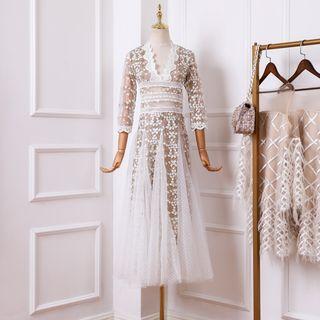 Set: 3/4-sleeve Maxi Lace Dress + Spaghetti Strap Dress