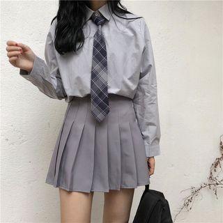 Plain Shirt With Plaid Tie / Pleated Skirt